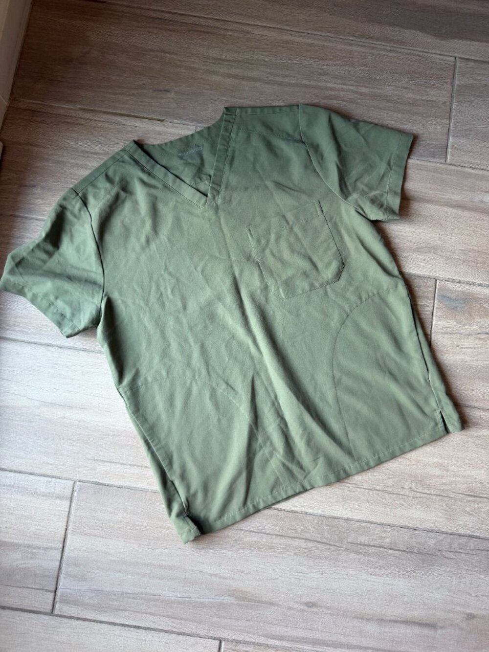 Mandala Army Green Scrub Set - V-Neck Top & Cargo Bottoms - Women's Size L - Picture 4 of 13
